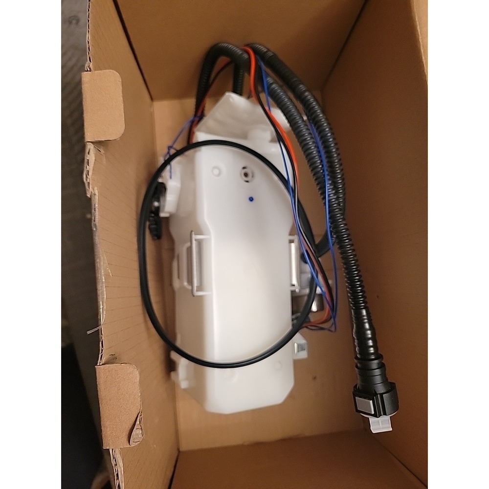 Electric Fuel Pump Module Assembly for Jeep Liberty 2002 2.4L V6 3.7L 5069054AB